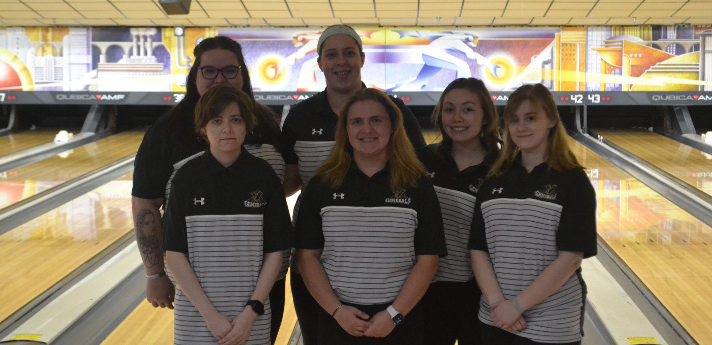 2020 Womens Bowling Team Picture